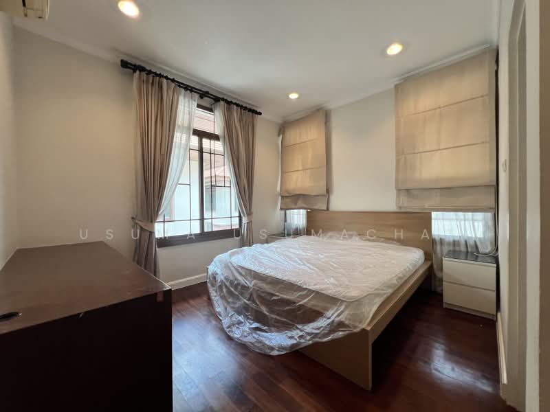 Narasiri Pattanakarn-Srinakarin, Bangkok, 878 Soi Srinakarin 20, Khlong Chan, Bang Kapi, Bangkok, 5 Bedrooms, 400 sqm, Single Detached House For Rent, by Usuma Usumachat, 500410740 - DDproperty.com