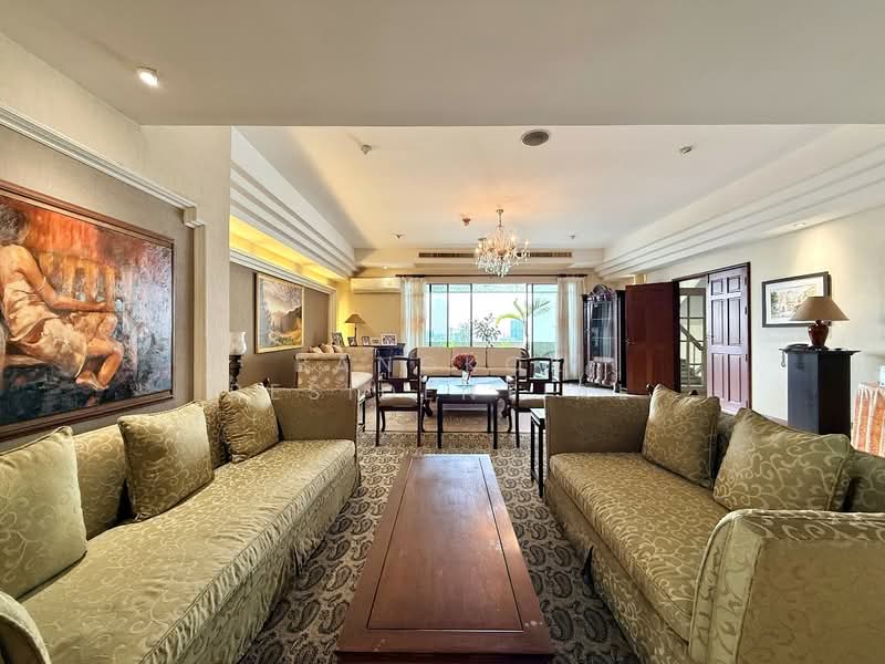 Oriental Towers, Bangkok, 25 Soi Ekkamai 12, Ekkamai Road, Khlong Tan Nua, Watthana, Bangkok, 4 Bedrooms, 475 sqm, Condo For Sale, by Bangkok Residential, 500410761 - DDproperty.com