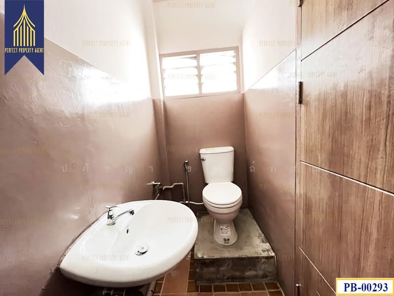 อาคารพาณิชย์ นาคนิวาส, Bangkok, Lat Phrao, Bangkok, , 200 sqm, Shophouse For Sale, by ปภัชญา ธนัตถ์ภรณ์, 500410770 - DDproperty.com