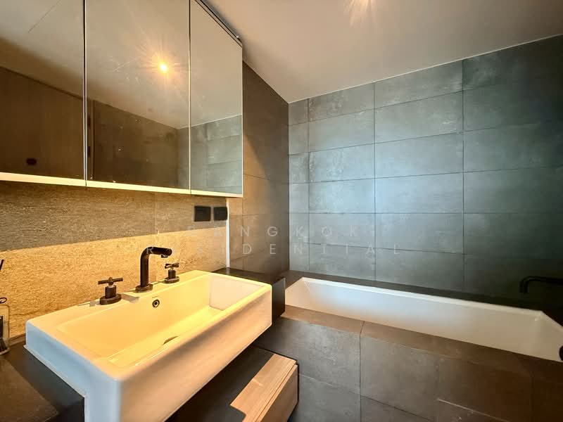 The Lofts Asoke, bangkok, Sukhumvit 21 Road, Khlongtoei Nua, Watthana, Bangkok, 3 Bedrooms, 130 sqm, Condo For Sale, by Bangkok Residential, 500410775 - DDproperty.com