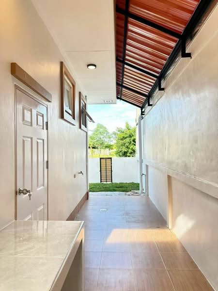 Single house for sale, Sahaphap Village 6, corner unit, newly renovated, Chon Buri (Pattaya), Bang Lamung, Bang Lamung (Pattaya), Chon Buri (Pattaya), 2 Bedrooms, 176 sqm, Single Detached House For Sale, by A House Property Co.,Ltd., 500410804 - DDproperty.com