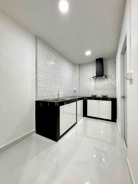 ซอยสวนผัก 19 ตลิ่งชัน, Bangkok, Taling Chan, Bangkok, 2 Bedrooms, 130 sqm, Townhouse For Sale, by Thanyathita Nalinratphokin, 500410826 - DDproperty.com
