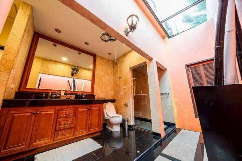 For sale Luxury Thai-Style Pool Villa in Jomtien, ชลบุรี, นาจอมเทียน, สัตหีบ, ชลบุรี, 350 ตร.ม., บ้านเดี่ยว ขาย, โดย ERA Thailand, 500410847 - DDproperty.com