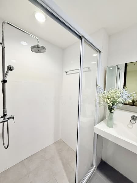Rhythm Ratchada, Bangkok, 558 Ratchadaphisek Road, Samsen Nok, Huai Khwang, Bangkok, 1 Bedroom, 36 sqm, Condo For Sale, by Areeya Kingwichit, 500410854 - DDproperty.com