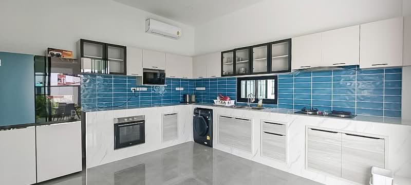 House for sale with pool in Siam Country Club, East Pattaya, Chon Buri (Pattaya), Bang Lamung, Bang Lamung (Pattaya), Chon Buri (Pattaya), 4 Bedrooms, 250 sqm, Villa For Sale, by PLC Real Estate, 500410865 - DDproperty.com