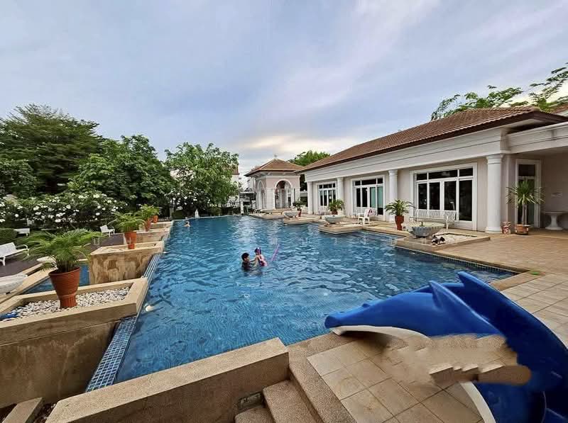 Urban Sathorn, Bangkok, Ratchaphruek Road, Bang Chak, Phasi Charoen, Bangkok, 4 Bedrooms, 300 sqm, Townhouse For Rent, by บุษบา รัตนวงษ์ชัย, 500410866 - DDproperty.com