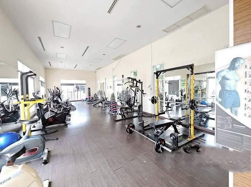 Urban Sathorn, Bangkok, Ratchaphruek Road, Bang Chak, Phasi Charoen, Bangkok, 4 Bedrooms, 300 sqm, Townhouse For Rent, by บุษบา รัตนวงษ์ชัย, 500410866 - DDproperty.com