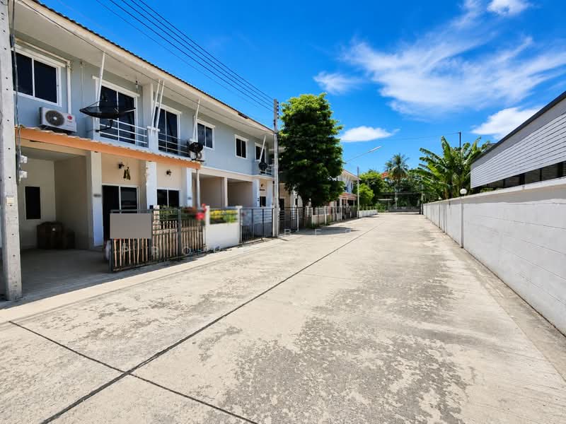 โครงการบ้านกลางสวน นครปฐม, Nakhon Pathom, Bo Phlap, Muang Nakhon Pathom, Nakhon Pathom, 3 Bedrooms, 133 sqm, Townhouse For Sale, by The Best Property มล, 500410881 - DDproperty.com