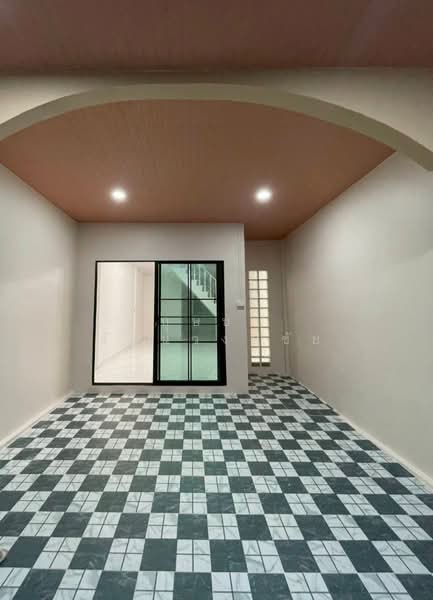 ทำเล BTS สะพานใหม่ ซ.พหลโยธิน 52 ให้เช่าทาวน์เฮ้าส์ 2 ชั้น บ้านสวย รีโนเวทใหม่ ทำเลดี พร้อมอยู่, Bangkok, พหลโยธิน, Khlong Tanon, Sai Mai, Bangkok, 3 Bedrooms, 130 sqm, Townhouse For Rent, by บุษบา รัตนวงษ์ชัย, 500410891 - DDproperty.com