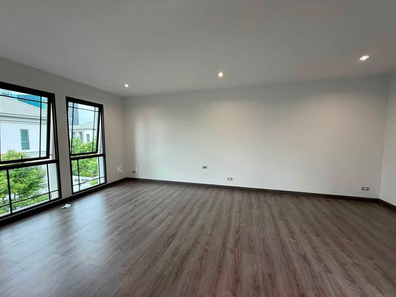Baan Klang Muang Classe Ratchayothin, Bangkok, Chatuchak, Bangkok, 3 Bedrooms, 234 sqm, Townhouse For Rent, by Khun Jane, 500410899 - DDproperty.com
