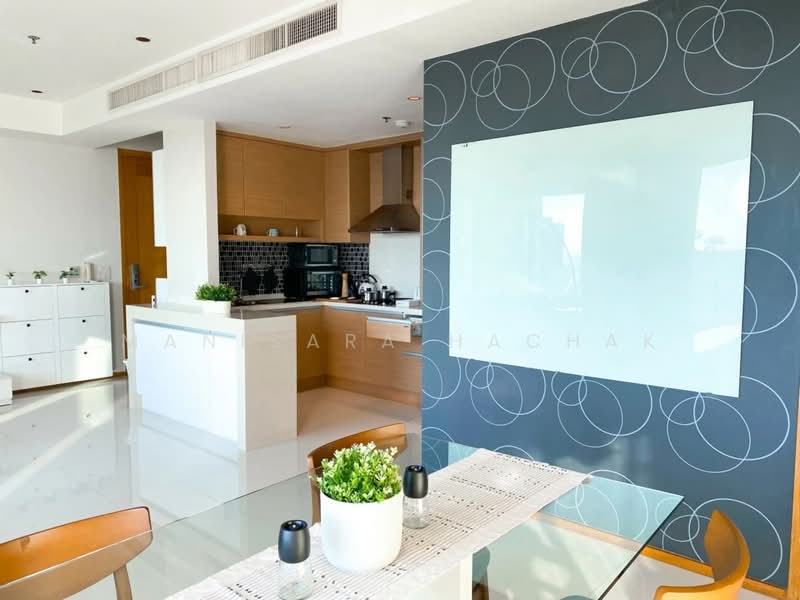 The Emporio Place, Bangkok, 93 Soi Sukhumvit 24, Sukhumvit Road, Khong Tan, Khlong Toei, Bangkok, 2 Bedrooms, 110 sqm, Condo For Rent, by Manisara Hachak, 500410934 - DDproperty.com