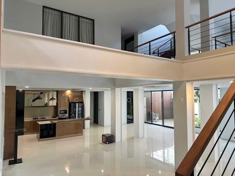 บ้านหรูพร้อมสระว่ายน้ำ สุขุมวิท 71/26, กรุงเทพ, สุขุมวิท 71, คลองตันเหนือ, วัฒนา, กรุงเทพ, 700 ตร.ม., บ้านเดี่ยว ขาย, โดย Click property, 500410948 - DDproperty.com