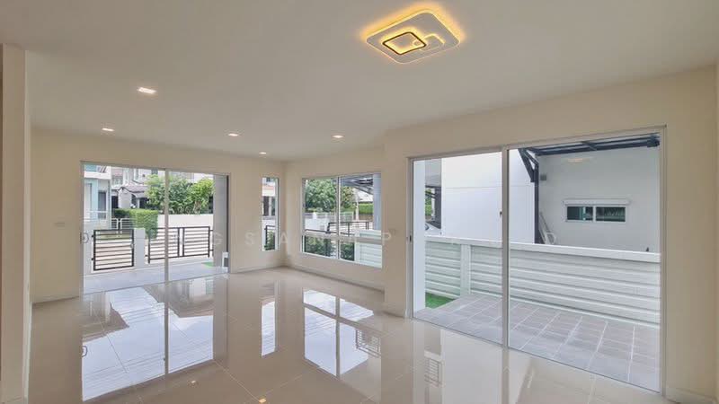 Habitia Bond Ratchapreuk, Pathum Thani, Saphan Nonthaburi-Bang Bua Thong Road (345), Bang Khu Wat, Muang Pathum Thani, Pathum Thani, 3 Bedrooms, 170 sqm, Single Detached House For Sale, by Angsanaporn D, 500410970 - DDproperty.com