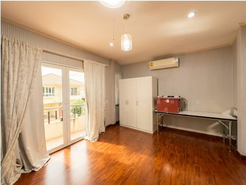 Supalai Park Ville Romklao-Suvarnabhumi, Bangkok, Romklao Road, Min Buri, Bangkok, 4 Bedrooms, 180 sqm, Single Detached House For Sale, by คุณพี, 500410983 - DDproperty.com