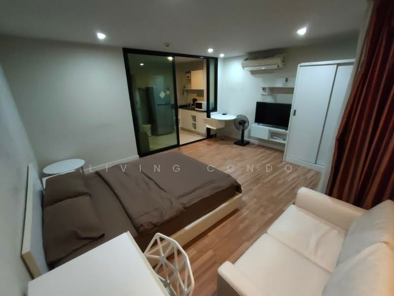 We Condo Ekkamai-Ramindra, Bangkok, Pradit Manutham Road, Tha Rang, Bang Khen, Bangkok, Studio, 33 sqm, Condo For Rent, by Living Condo, 500410988 - DDproperty.com