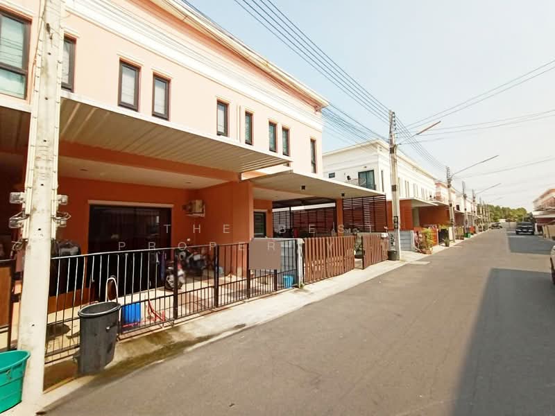 แสนรัก5 (Saanrak5), Chon Buri (Pattaya), Nong Tamlung, Phan Thong, Chon Buri (Pattaya), 2 Bedrooms, 100 sqm, Townhouse For Sale, by The Best Property ปิ๋ม, 500411020 - DDproperty.com