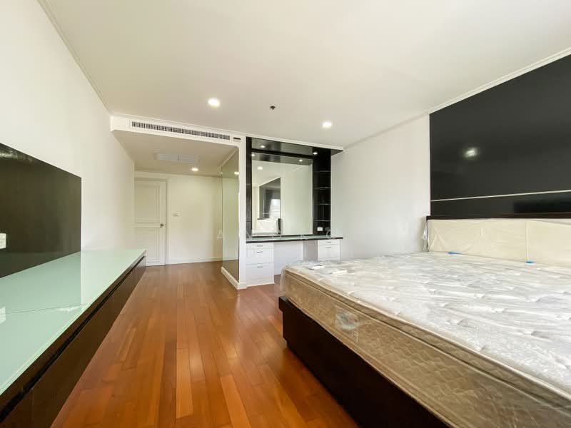 Kallista Mansion, Bangkok, 64 Soi Sukhumvit 11, Khlongtoei Nua, Watthana, Bangkok, 3 Bedrooms, 315 sqm, Condo For Sale, by Bangkok Residential, 500411039 - DDproperty.com