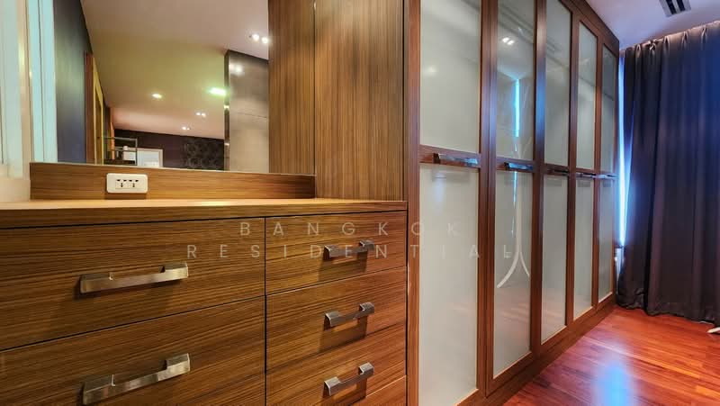 Wind Sukhumvit 23, Bangkok, 136 Soi Sukhumvit 23, Sukhumvit Road, Khlongtoei Nua, Watthana, Bangkok, 3 Bedrooms, 342 sqm, Condo For Sale, by Bangkok Residential, 500411066 - DDproperty.com