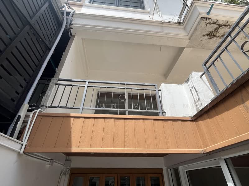 For Rent: Shop House in Phrom Phong BTS Walk Distance Ideal for Cafe, Restaurant, Clinic, Bangkok, Khlong Tan Nua, Watthana, Bangkok, , 250 sqm, Retail Space For Rent, by Chutinun Mungmai, 500411072 - DDproperty.com