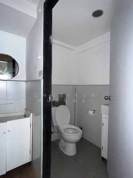 For Rent: Shop House in Phrom Phong BTS Walk Distance Ideal for Cafe, Restaurant, Clinic, กรุงเทพ, คลองตันเหนือ, วัฒนา, กรุงเทพ, 250 ตร.ม., พื้นที่ขายของ ให้เช่า, โดย Chutinun Mungmai, 500411072 - DDproperty.com