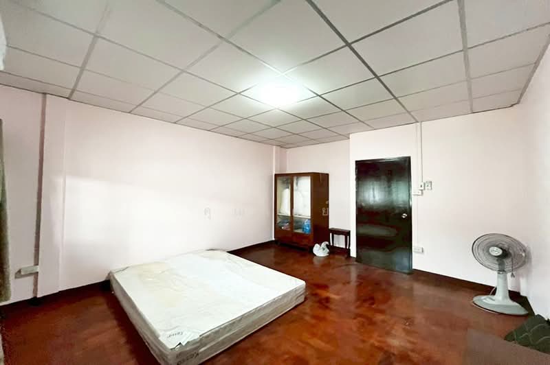 ซอยรามคำแหง 98, Bangkok, Saphan Sung, Bangkok, 2 Bedrooms, 120 sqm, Townhouse For Sale, by คุณเดย์, 500411094 - DDproperty.com