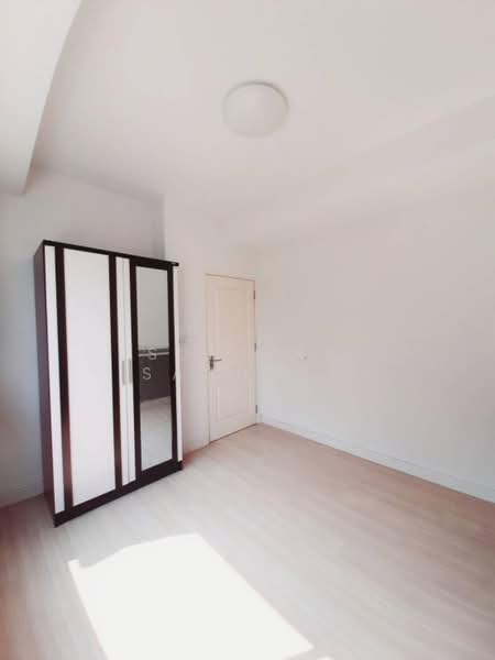Baan Mai Rama 9 - Srinakarin, Bangkok, Soi Krungthep Kreetha 7, Hua Mak, Bang Kapi, Bangkok, 3 Bedrooms, 120 sqm, Townhouse For Rent, by Sunitra Sachdev, 500411104 - DDproperty.com