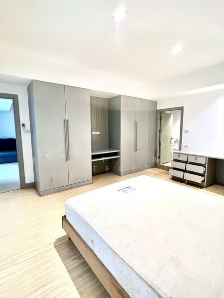 Villa Bajaj, Bangkok, Soi Sukhumvit 19, Khlongtoei Nua, Watthana, Bangkok, 2 Bedrooms, 160 sqm, Condo For Rent, by Knight Frank Chartered (Thailand) Co.,Ltd, 500411124 - DDproperty.com