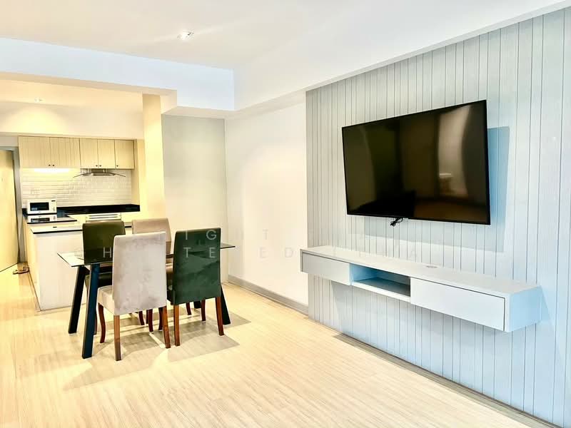 Villa Bajaj, Bangkok, Soi Sukhumvit 19, Khlongtoei Nua, Watthana, Bangkok, 2 Bedrooms, 160 sqm, Condo For Rent, by Knight Frank Chartered (Thailand) Co.,Ltd, 500411124 - DDproperty.com