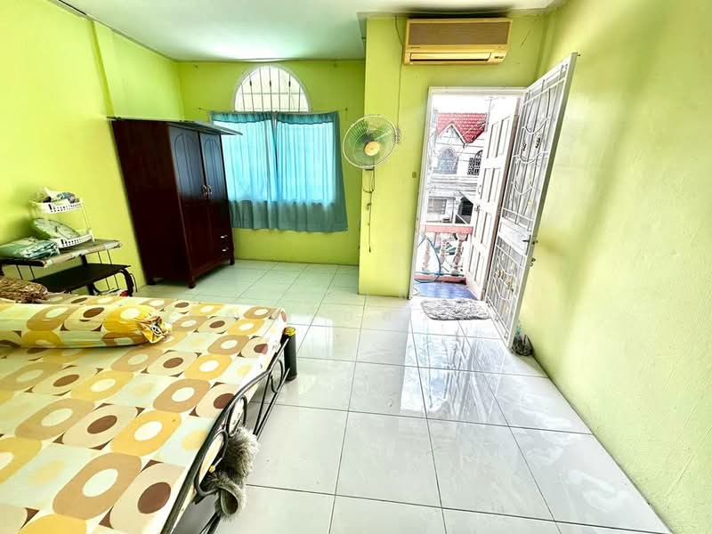 ขาย ทาวน์เฮ้าส์ หมู่บ้านอินทราวิลล่า ซอยกัลปพฤกษ์ 6, Bangkok, Bang Bon, Bangkok, 2 Bedrooms, 80 sqm, Townhouse For Sale, by กรณวัสส์ กัณฑวัสส์วงส์, 500411128 - DDproperty.com