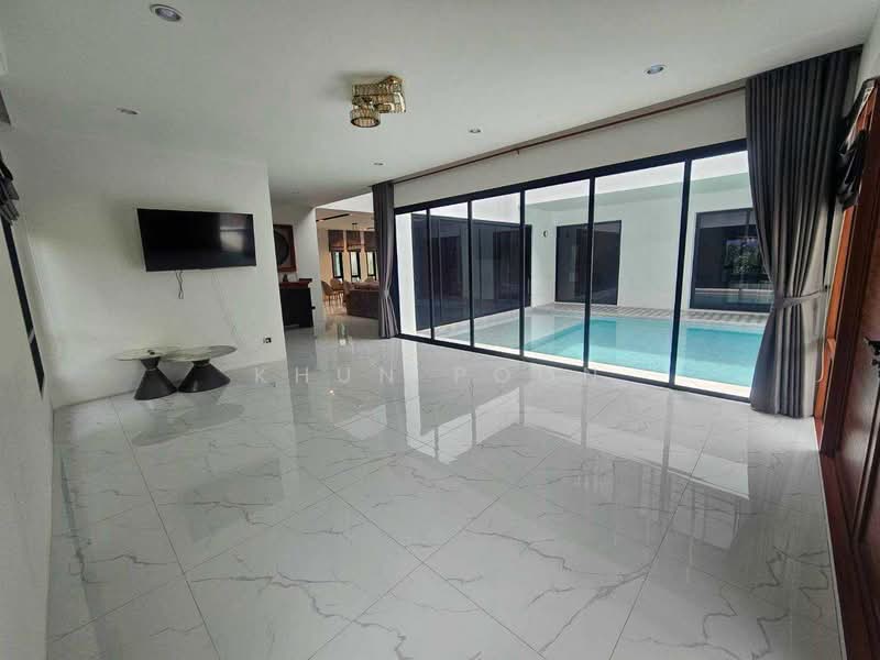 For Sale / Rent: Spacious 3-Storey Pool Villa Near BTS Bang Chak (SPSSR296), Bangkok, สุขุมวิท, Bang Chak, Phra Khanong, Bangkok, 5 Bedrooms, 700 sqm, Villa For Sale, by Khun Poon, 500411151 - DDproperty.com