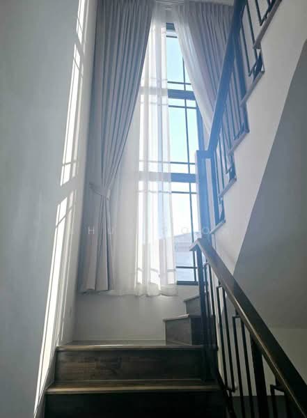 The Sonne Srinakarin-Bangna, Bangkok, Soi Chumchon Mahat Thai 3, Bangna-Trad Road, Dok Mai, Prawet, Bangkok, 4 Bedrooms, 245 sqm, Single Detached House For Sale, by Khun Poon, 500411176 - DDproperty.com