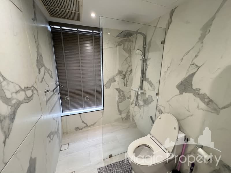 Kiarti Thanee City Mansion, Bangkok, Soi Sukhumvit 31, Khlongtoei Nua, Watthana, Bangkok, 3 Bedrooms, 179 sqm, Condo For Sale, by Magic Property, 500411179 - DDproperty.com