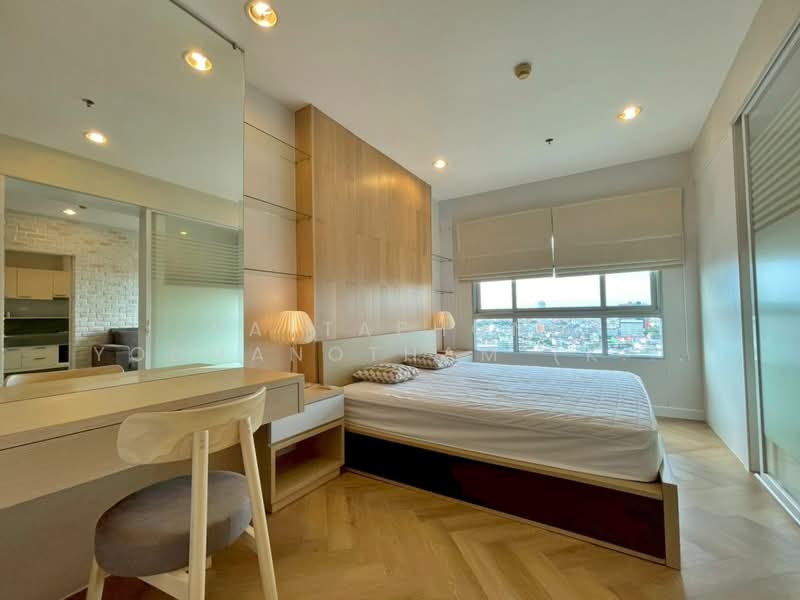 Q House Condo Sathorn, Bangkok, Thonburi Road, Khlong Ton Sai, Khlong San, Bangkok, 1 Bedroom, 45 sqm, Condo For Rent, by NATTAPHONG Yodmanotham (K. Book), 500411180 - DDproperty.com