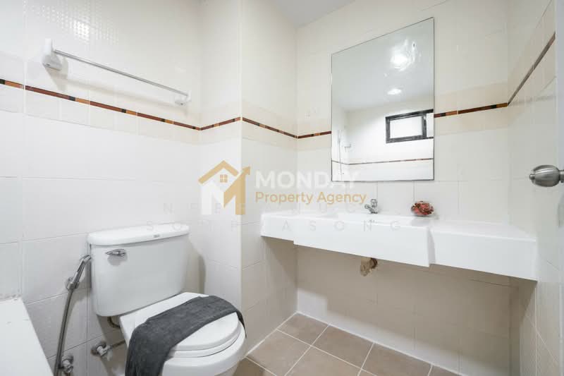 Lumpini Place Pinklao, Bangkok, 28 Borommaratchachonnani Road, Bang Bamru, Bang Phlat, Bangkok, 1 Bedroom, 30 sqm, Condo For Sale, by Neeranuch Somprasong, 500411181 - DDproperty.com