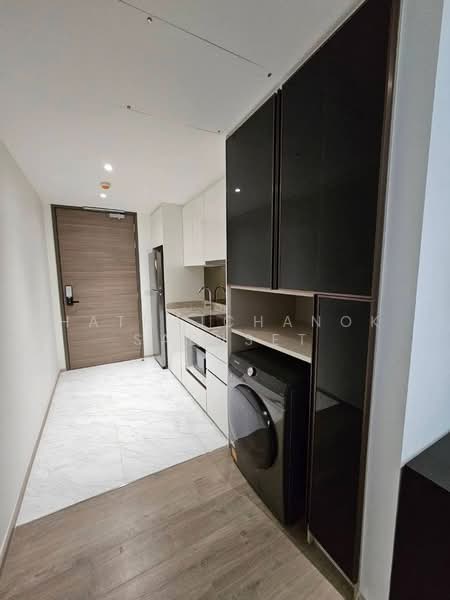 Fynn Asoke, Bangkok, 28 Sukhumvit 10 Alley, Khlong Toei, Bangkok, 2 Bedrooms, 63 sqm, Condo For Rent, by Hathaichanok Saenset, 500411214 - DDproperty.com