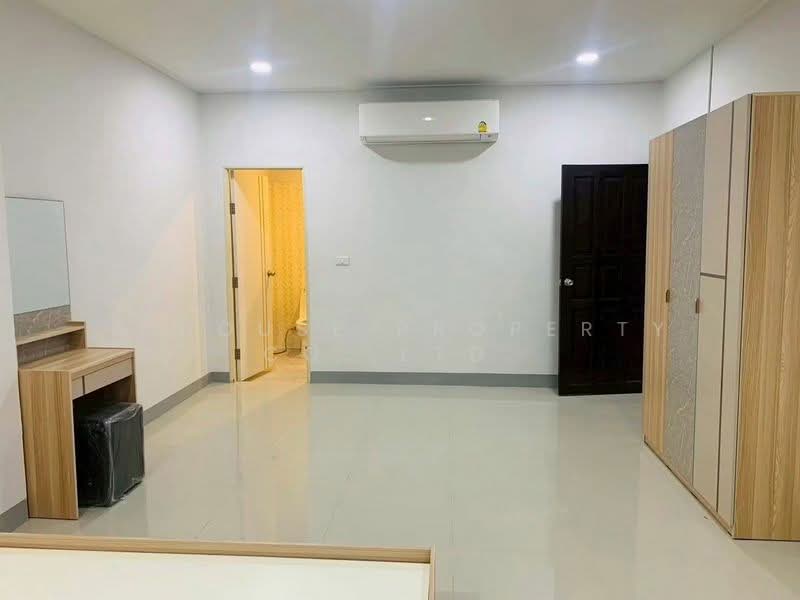 Single house for rent in Waterside Bowin project., Rayong, Mapyangphon, Pluak Daeng, Rayong, 3 Bedrooms, 240 sqm, Single Detached House For Rent, by A House Property Co.,Ltd., 500411242 - DDproperty.com