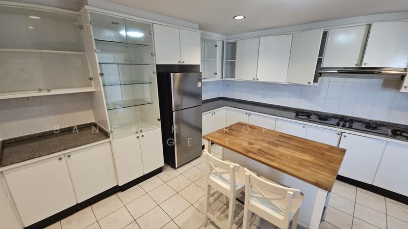 Charan Tower Residences by Aspira, Bangkok, 19 Soi Sukhumvit 43, Khlong Tan Nua, Watthana, Bangkok, 4 Bedrooms, 450 sqm, Condo For Rent, by BANGKOK PROPERTY AGENTS, 500411294 - DDproperty.com