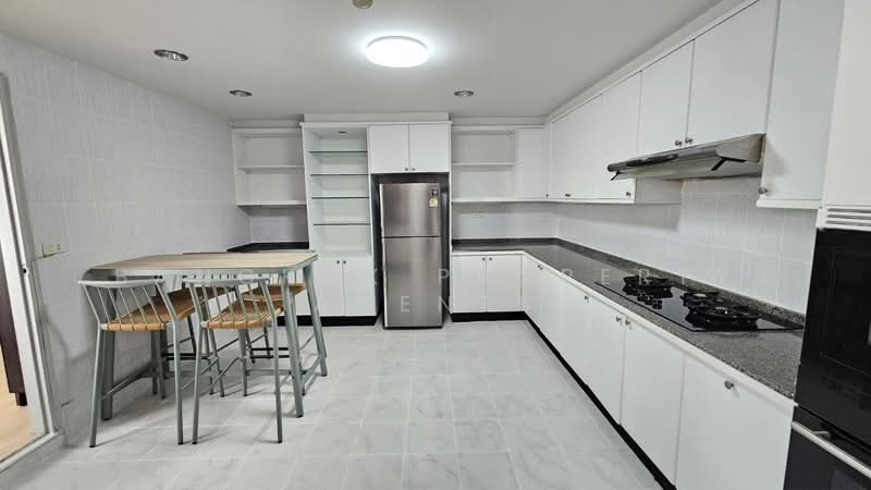 Charan Tower Residences by Aspira, Bangkok, 19 Soi Sukhumvit 43, Khlong Tan Nua, Watthana, Bangkok, 4 Bedrooms, 450 sqm, Condo For Rent, by BANGKOK PROPERTY AGENTS, 500411294 - DDproperty.com