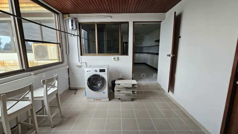 Charan Tower Residences by Aspira, Bangkok, 19 Soi Sukhumvit 43, Khlong Tan Nua, Watthana, Bangkok, 4 Bedrooms, 450 sqm, Condo For Rent, by BANGKOK PROPERTY AGENTS, 500411294 - DDproperty.com