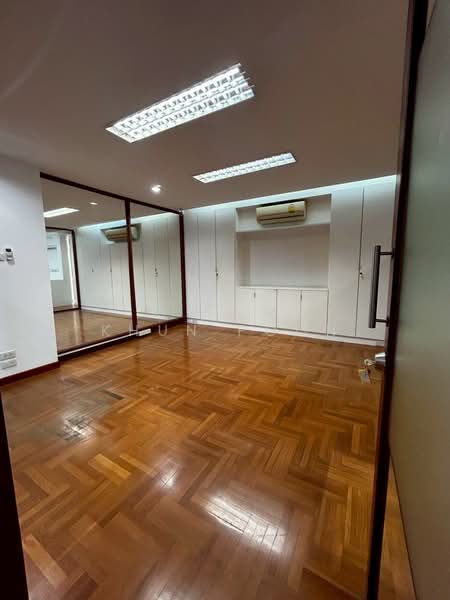 For Rent: 4-Storey Commercial Building on a Main Road Near Suvarnabhumi Airport (SPSSR299), Samut Prakan, กิ่งแก้ว 62, Rachathewa, Bang Plee, Samut Prakan, , 860 sqm, Shophouse For Rent, by Khun Poon, 500411320 - DDproperty.com