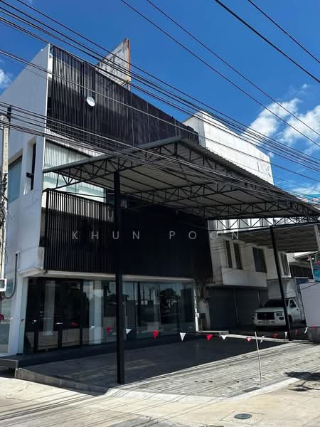 For Rent: 4-Storey Commercial Building on a Main Road Near Suvarnabhumi Airport (SPSSR299), Samut Prakan, กิ่งแก้ว 62, Rachathewa, Bang Plee, Samut Prakan, , 860 sqm, Shophouse For Rent, by Khun Poon, 500411320 - DDproperty.com