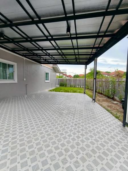 Single house for sale, corner unit, Rai Kluay area, Sriracha, Chon Buri (Pattaya), Surasak, Si Racha, Chon Buri (Pattaya), 3 Bedrooms, 268 sqm, Single Detached House For Sale, by A House Property Co.,Ltd., 500411346 - DDproperty.com