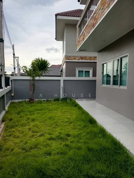 Single house for sale, corner unit, Rai Kluay area, Sriracha, Chon Buri (Pattaya), Surasak, Si Racha, Chon Buri (Pattaya), 3 Bedrooms, 268 sqm, Single Detached House For Sale, by A House Property Co.,Ltd., 500411346 - DDproperty.com