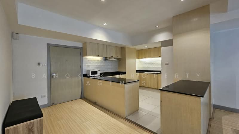 Villa Bajaj, Bangkok, Soi Sukhumvit 19, Khlongtoei Nua, Watthana, Bangkok, 2 Bedrooms, 162 sqm, Condo For Rent, by BANGKOK PROPERTY AGENTS, 500411347 - DDproperty.com