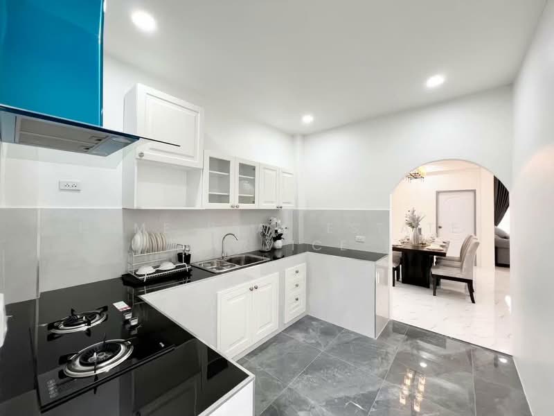 Rattanakorn Village 19, Chon Buri (Pattaya), Bang Lamung, Bang Lamung (Pattaya), Chon Buri (Pattaya), 3 Bedrooms, 300 sqm, Single Detached House For Sale, by HOME Real Estate Service, 500411365 - DDproperty.com