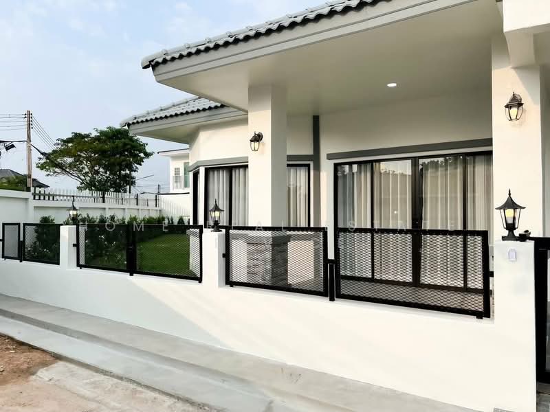 Rattanakorn Village 19, Chon Buri (Pattaya), Bang Lamung, Bang Lamung (Pattaya), Chon Buri (Pattaya), 3 Bedrooms, 300 sqm, Single Detached House For Sale, by HOME Real Estate Service, 500411365 - DDproperty.com