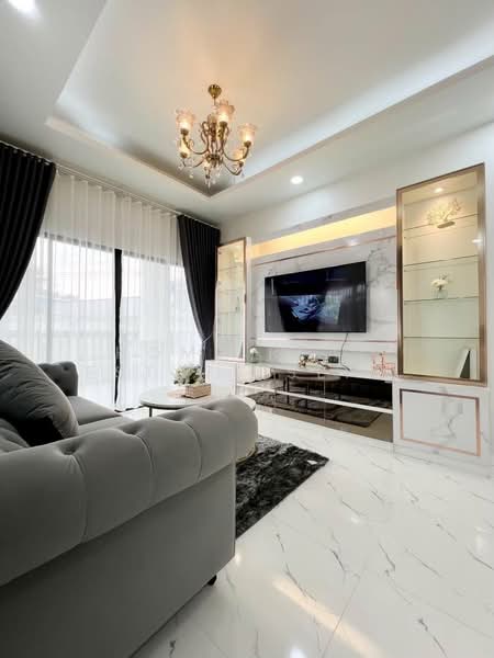 Rattanakorn Village 19, Chon Buri (Pattaya), Bang Lamung, Bang Lamung (Pattaya), Chon Buri (Pattaya), 3 Bedrooms, 300 sqm, Single Detached House For Sale, by HOME Real Estate Service, 500411365 - DDproperty.com