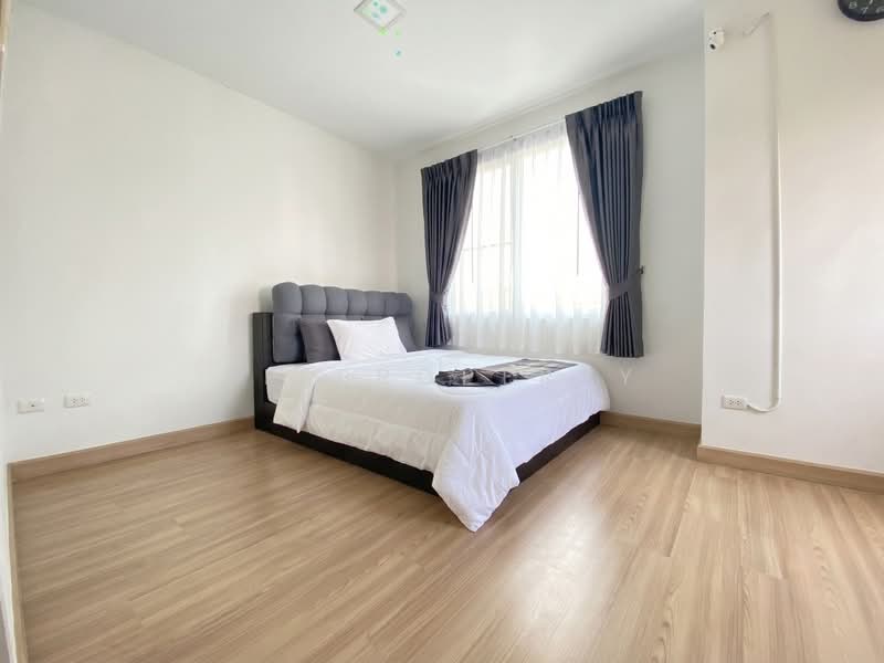 Pruksa Ville 92 Onnut-Suvarnabhumi, Samut Prakan, Soi Ladkrabang 14/1, Ladkrabang Road, Rachathewa, Bang Plee, Samut Prakan, 3 Bedrooms, 110 sqm, Townhouse For Sale, by PP Property, 500411381 - DDproperty.com