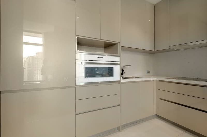 The Diplomat 39, Bangkok, 18 Soi Sukhumvit 39, Sukhumvit Road, Khlong Tan Nua, Watthana, Bangkok, 3 Bedrooms, 164 sqm, Condo For Sale, by Simon Decalf, 500411402 - DDproperty.com