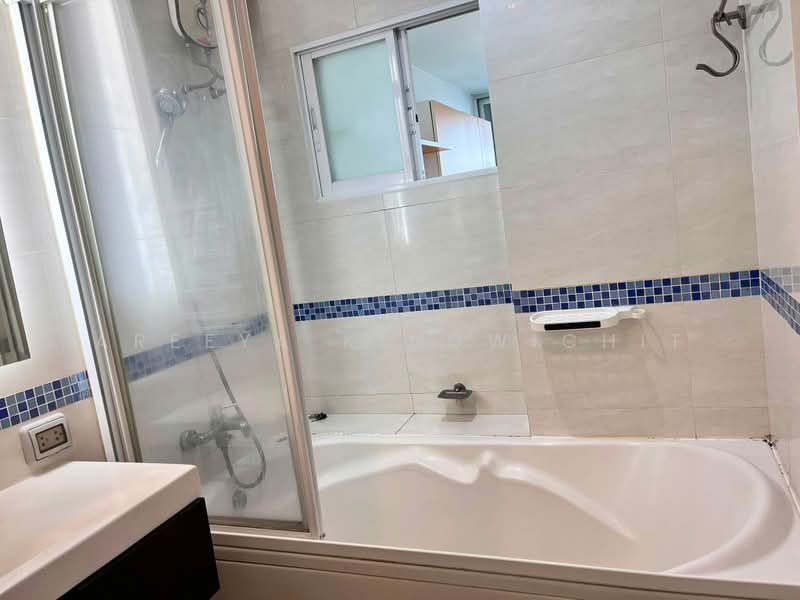 Life @ Ratchada-Huai Khwang, Bangkok, 189 Pracharatbamphen Road, Huai Khwang, Bangkok, 1 Bedroom, 41 sqm, Condo For Rent, by Areeya Kingwichit, 500411417 - DDproperty.com